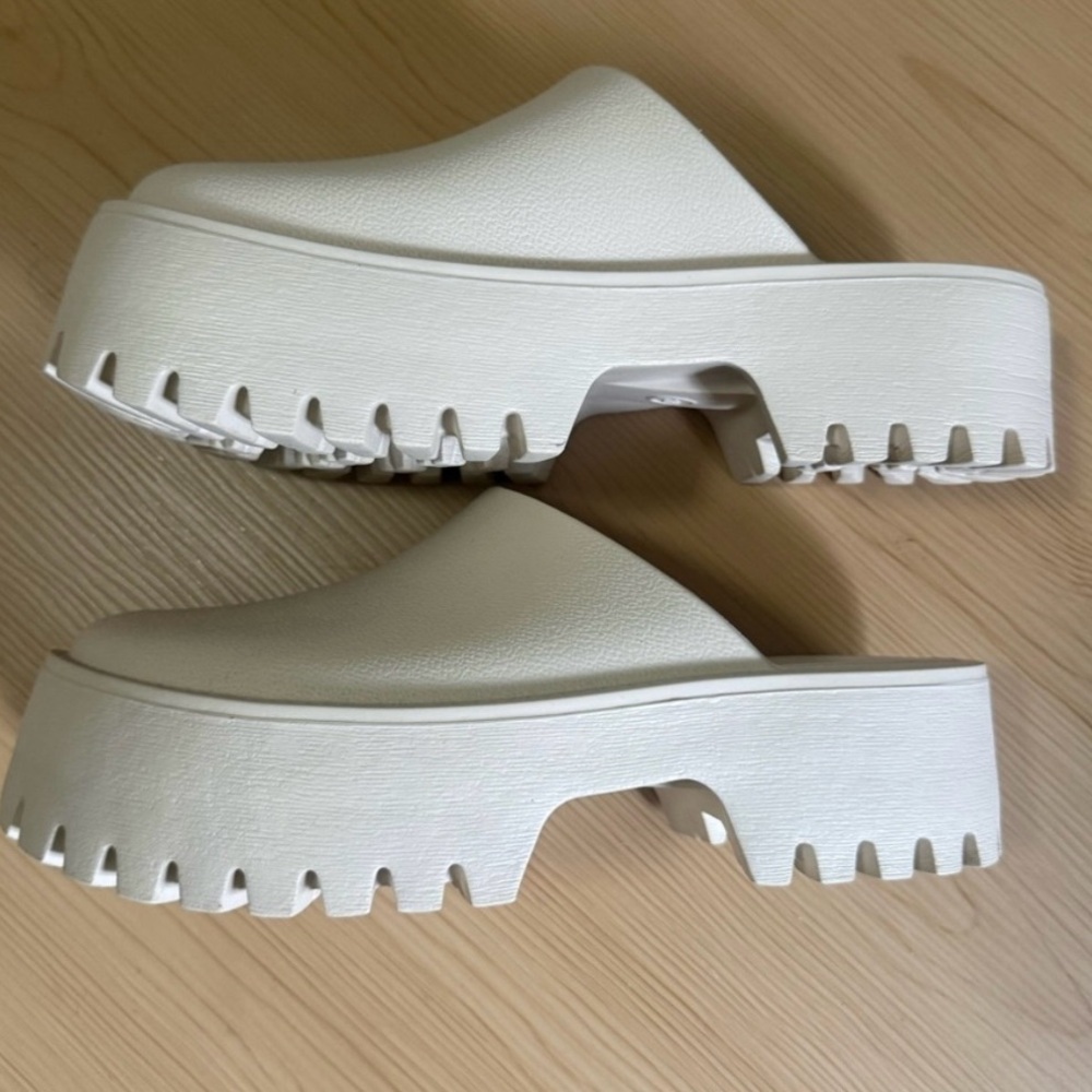 Platform Clogs - image 3